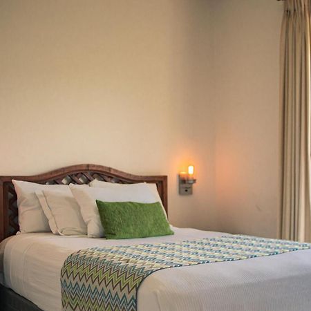 Hotel Villarreal Restaurate Y Bar Ticul Екстериор снимка